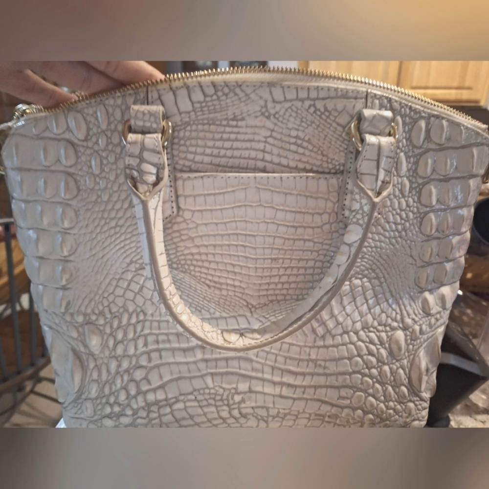 Brahmin Duxbury satchel in off white